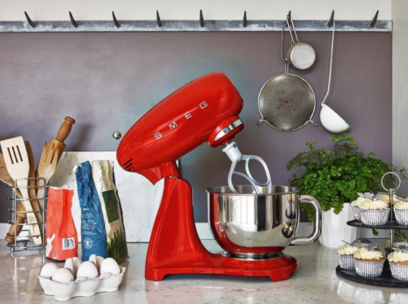 Robot de cuisine SMEG pas cher Bassin d'Arcachon près de Bordeaux